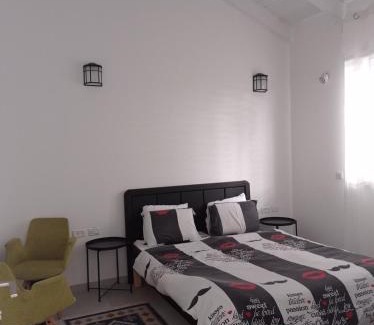 Rehovot Apartment | צימר ברחובות- Tara ארוח Tzimmer יש ממד במתחם