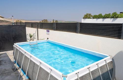 Yavne'el Apartment | רוי סוויטות בוטיק - סוויטה עם בריכה פרטית וסוויטה עם ג'קוזי פרטי