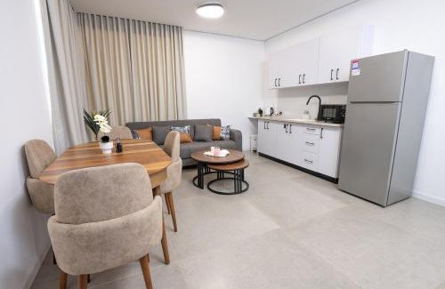 Yavne'el Apartment | רוי סוויטות בוטיק - סוויטה עם בריכה פרטית וסוויטה עם ג'קוזי פרטי