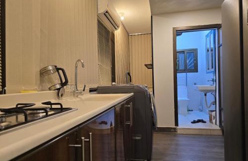 Al Jubail Apartment | استديو المرقاب للشقق المخدومه 3