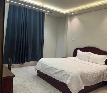 Taif Hotel | الأوائل الذهبية للشقق المخدومة فئة اقتصادي
