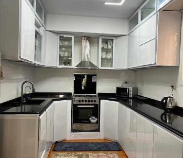 Al-'Amriyah Villa | الشاطئ الفضي