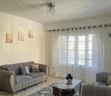 Al-'Amriyah Villa | الشاطئ الفضي