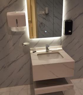 Al Jubail Hotel | بناية خليفة للشقق المخدومة