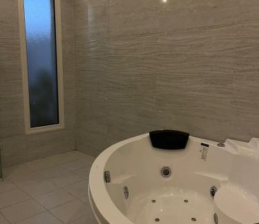 Al Khobar Ski Chalet | بيت عطلات مفروش بالخبر