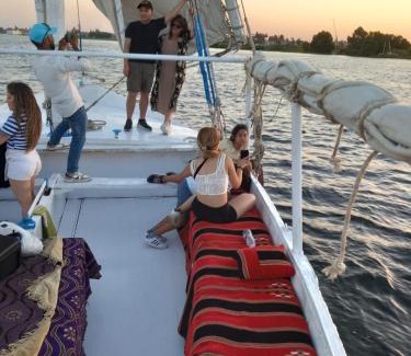 Nile River Luxor Boat Rental | جزيرة العوامية