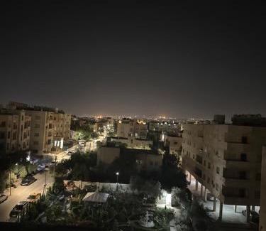 Jordan Apartment | روف فخم مفروش بالكامل مع ساحه خارجيه