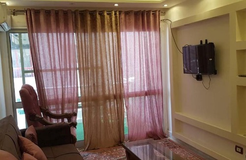 Al-Muntazah Apartment | شاطئ المعموره