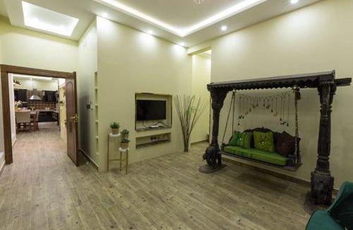 Unaizah Ski Chalet | شالية النخلة