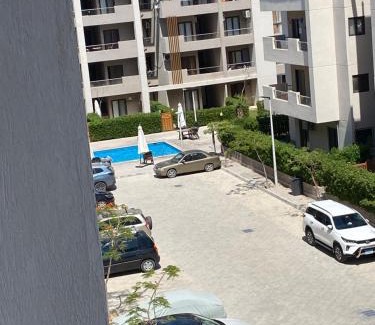 Borg el Arab Apartment | شالية فندقي مكيف قرية جراند هيلز الساحل الشمالي - عائلات فقط