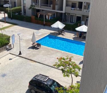 Borg el Arab Apartment | شالية فندقي مكيف قرية جراند هيلز الساحل الشمالي - عائلات فقط