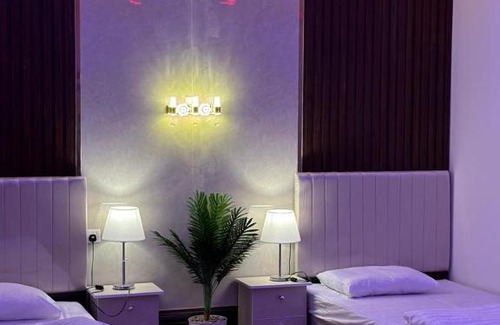 Duba Ski Chalet | شاليه الفخامه٢