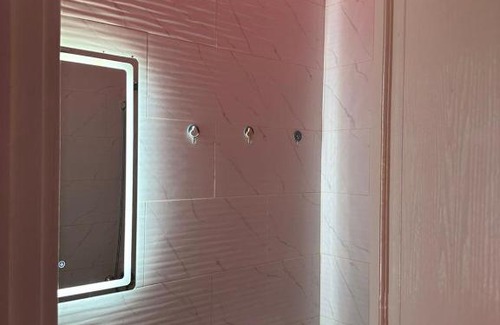 Duba Ski Chalet | شاليه الفخامه٢