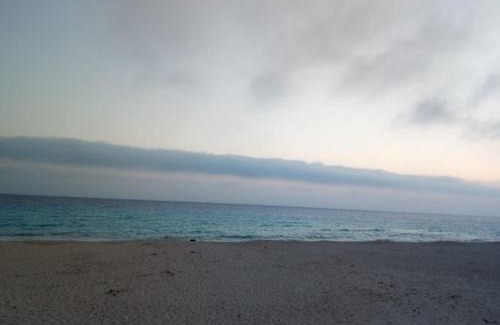 Marsa Matruh Ski Chalet | شاليه بقرية القصر السياحية للايجار ب مطروح إمتداد شاطيء الأبيض حمام السباحة في القرية به صيانه