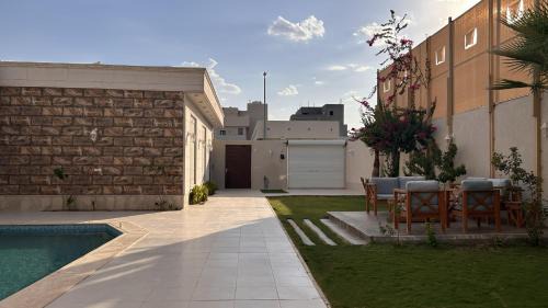 Al Qassim Ski Chalet | شاليه نيفا الفندقي