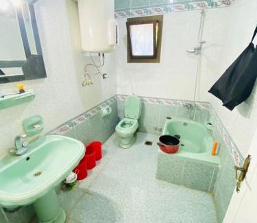 Borg el Arab Ski Chalet | شاليه ٥٣