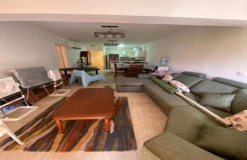 Ras Sudar Apartment | شاليه 3 غرف قريه بلومار الدوم عائلات للإقامة يطلب موافقه امنيه قبل 48 ساعه من الاقامه - توجد مصاريف لبوابة القرية - استهلاك الكهرباء على العميل