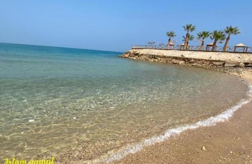 Ras Sudar Apartment | شاليه 3 غرف قريه بلومار الدوم عائلات للإقامة يطلب موافقه امنيه قبل 48 ساعه من الاقامه - توجد مصاريف لبوابة القرية - استهلاك الكهرباء على العميل