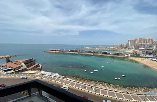 Ar-Raml 1 Apartment | شقةفاخرةبجليم على البحر مباشرة