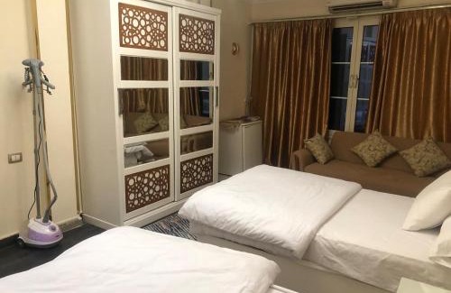 Al Duqqi Apartment | شقة الدقي تري النيل