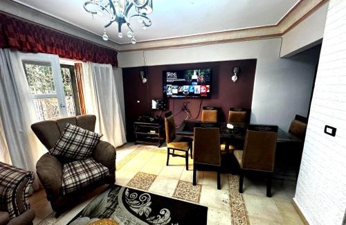 Al-Muntazah Villa | شقة غرفتين نوم بحديقة خاصة في المعمورة الشاطئ دور أرضي