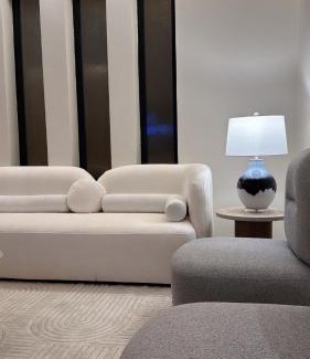 Al Khobar Apartment | شقة فاخرة بثلاث غرف نوم وصالة