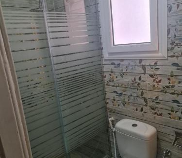 Al-Jumruk Apartment | شقة فاخرة مكيفة تري البحر مباشرة