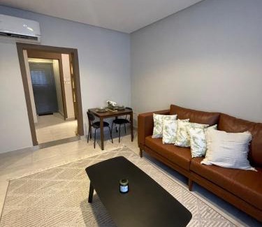 Al Ulaya Apartment | شقة فخمة بسريرين مفرد Self-entry