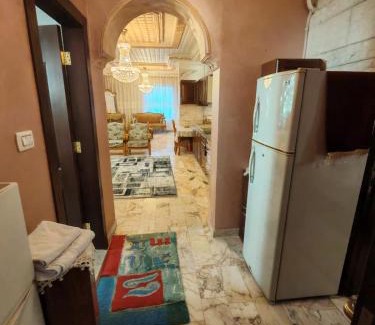 Amman Apartment | شقة مفروشة في البنيات - بالقرب من جامعة البتراء