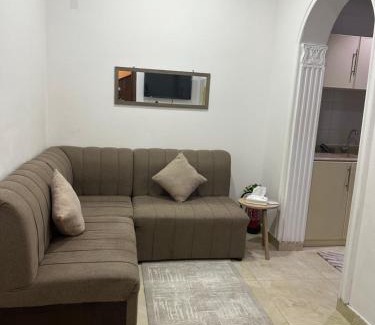 Dammam Apartment | شقق راقية بأثاث حديث وراقي 1