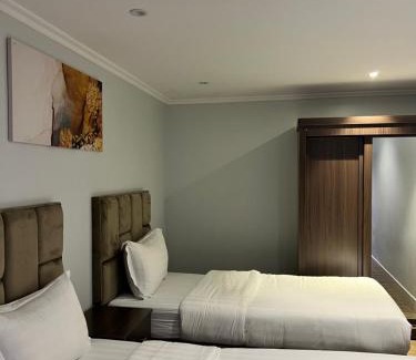 Al Ulaya Apartment | شقق لين