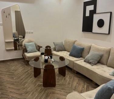 Hafr Al Batin Apartment | شقه فاخره تتكون من غرفه وصاله