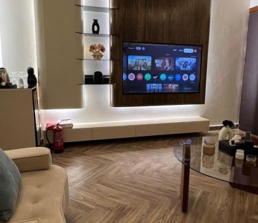 Hafr Al Batin Apartment | شقه فاخره تتكون من غرفه وصاله