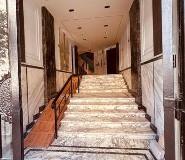 Bab Sharqi Apartment | شقه فاخره لك بالكامل