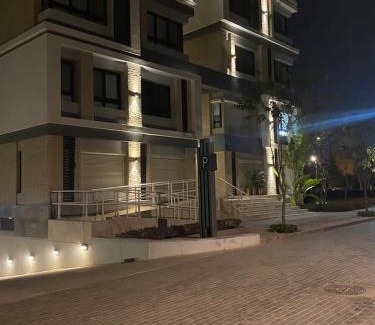 Sheikh Zayed City Apartment | شقه فندقيه بيفرلي هيلز كومبوند one16