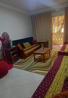 Al-Muntazah Apartment | شقه فيو بحر بالمندره