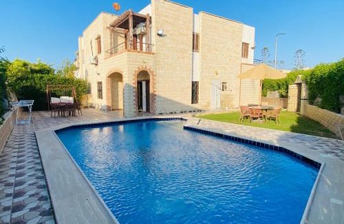 Borg el Arab Villa | فيلا دوبلكس ناصية بإطلالة بحرية رائعة أول صف فيلات