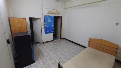 Tha Pho Apartment | ทรัพย์ธานีแมนชั่น