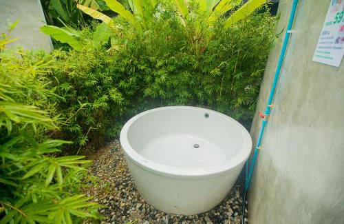 Kaeng Khoi Resort | น้ำมาแล้ว ที่ชะอม รีสอร์ท