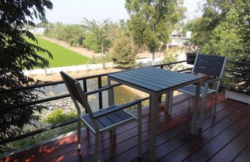 Sakae Krang Resort | บ้านกลางเกาะ รีสอร์ท