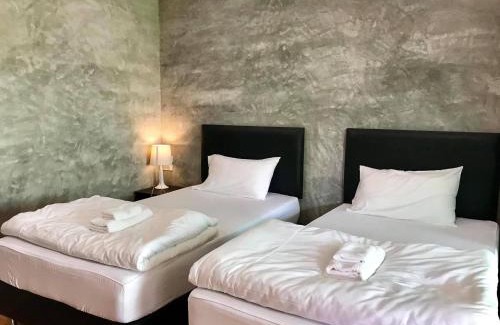 Phlap Phla Hotel | บ้านทองสุข รีสอร์ท