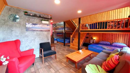 Sena House | บ้านนกฮูก อิงสายชล