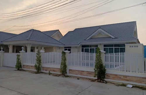 Cha-am Villa | บ้านพักหัวหินพูลวิลล่า 3 ห้องนอน พร้อมสระว่ายน้ำส่วนตัว