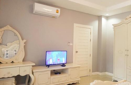 Hua Hin Villa | บ้านพักหัวหิน 15-25 คน พร้อมสระว่ายน้ำส่วนตัว