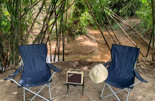 Si Racha Bed & Breakfast | บ้านย่า ณ ท่าไทร
