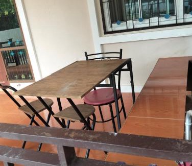 Tha Sut House | บ้านสวนสบายใจโฮมสเตย์ ใกล้มหาวิทยาลัยแม่ฟ้าหลวง 3ห้องนอน ห่างถนน 2 กิโล