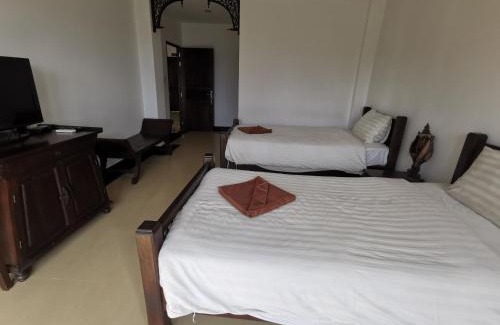 Downtown Krabi Hotel | บ้านอันดามัน กระบี่