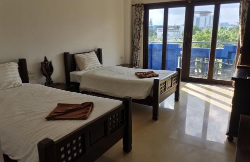 Downtown Krabi Hotel | บ้านอันดามัน กระบี่