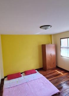 Thung Yai House | บ้านเขียมเลียบคลอง โฮมสเตย์