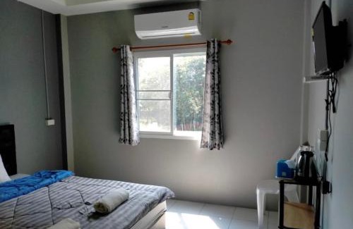 Nakhon Nayok Apartment | รุ้งรวี รีสอร์ท